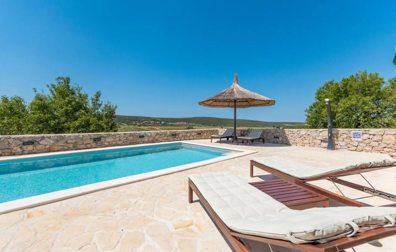Villa Ibis Pakostane