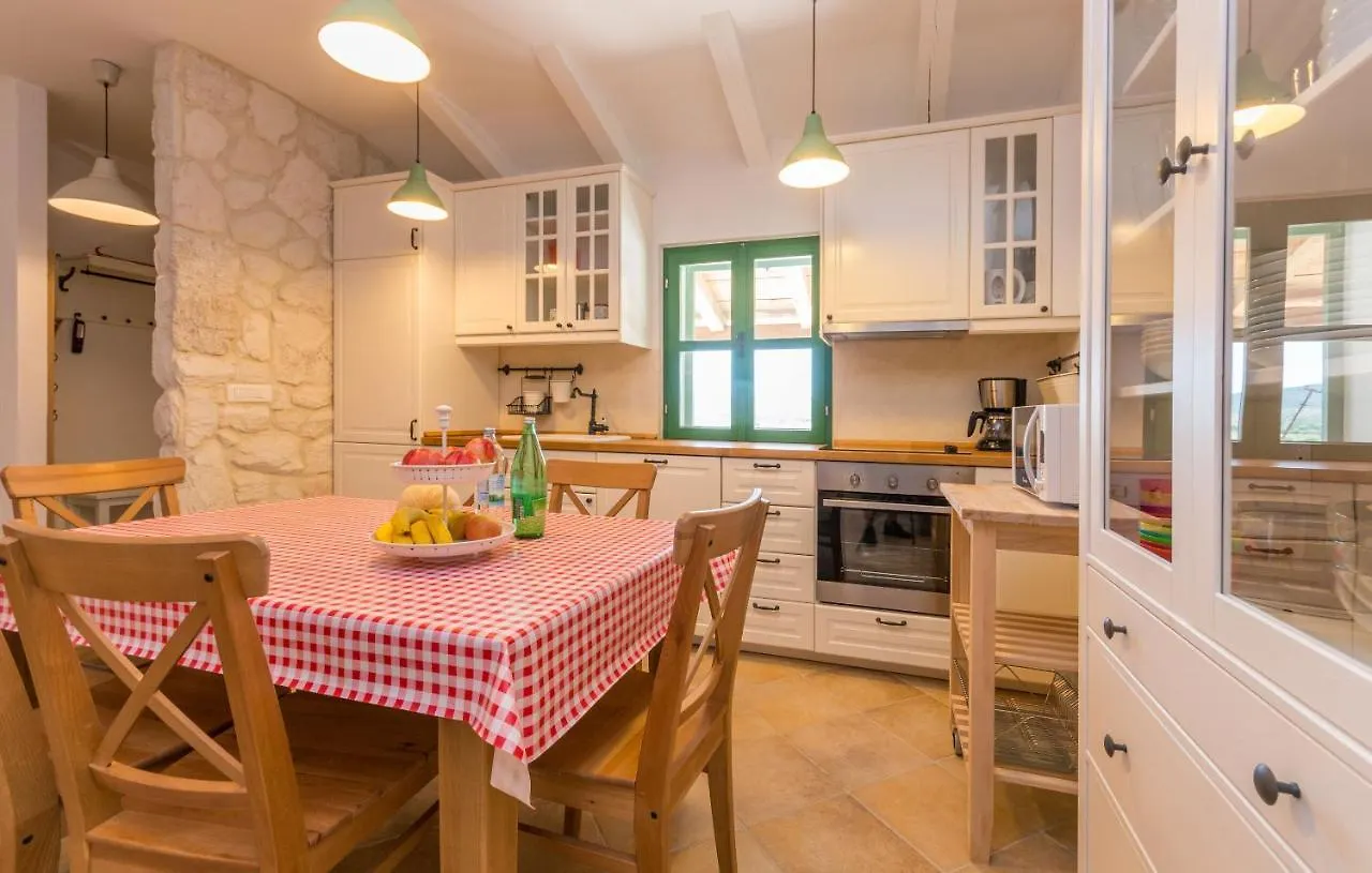 Villa Ibis Pakostane